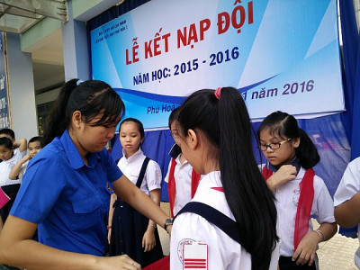 Lễ kết nạp đội năm học 2015-2016