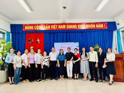 Bàn giao công tác quản lý
